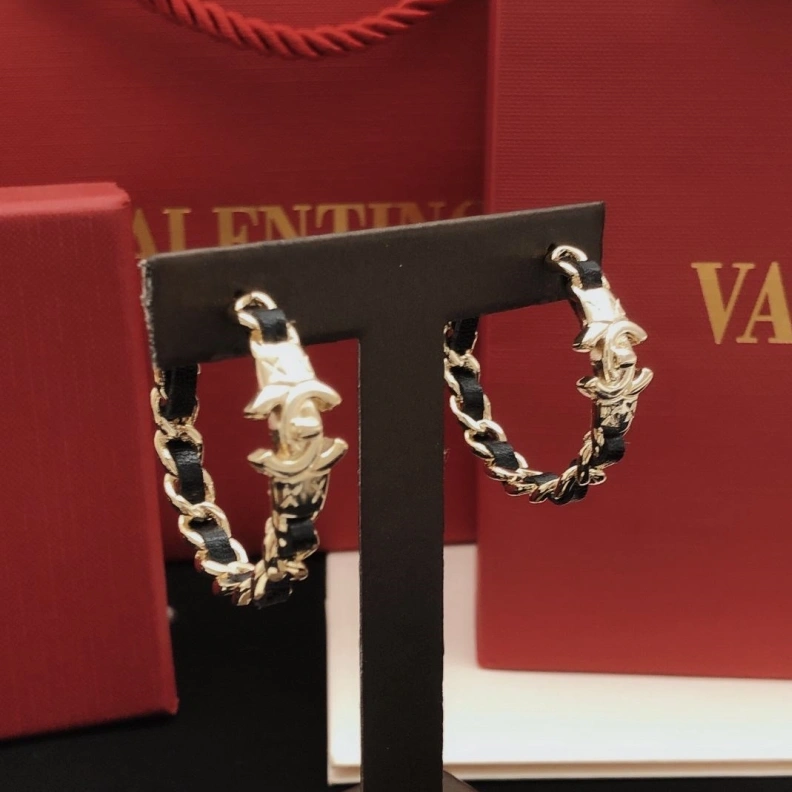 Fashionable Chxnxl Earrings 287335