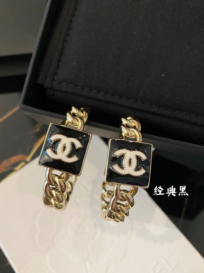 Chxnxl Earrings Elegant 287330