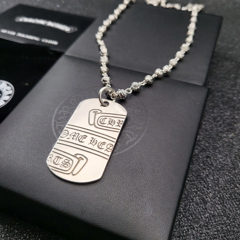 Stylish Chrxmx Hxxrts Necklaces 297804