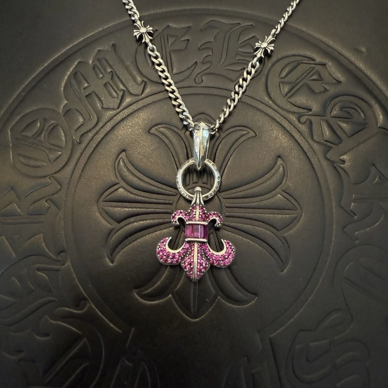 Refined Chrxmx Hxxrts Necklaces 297796