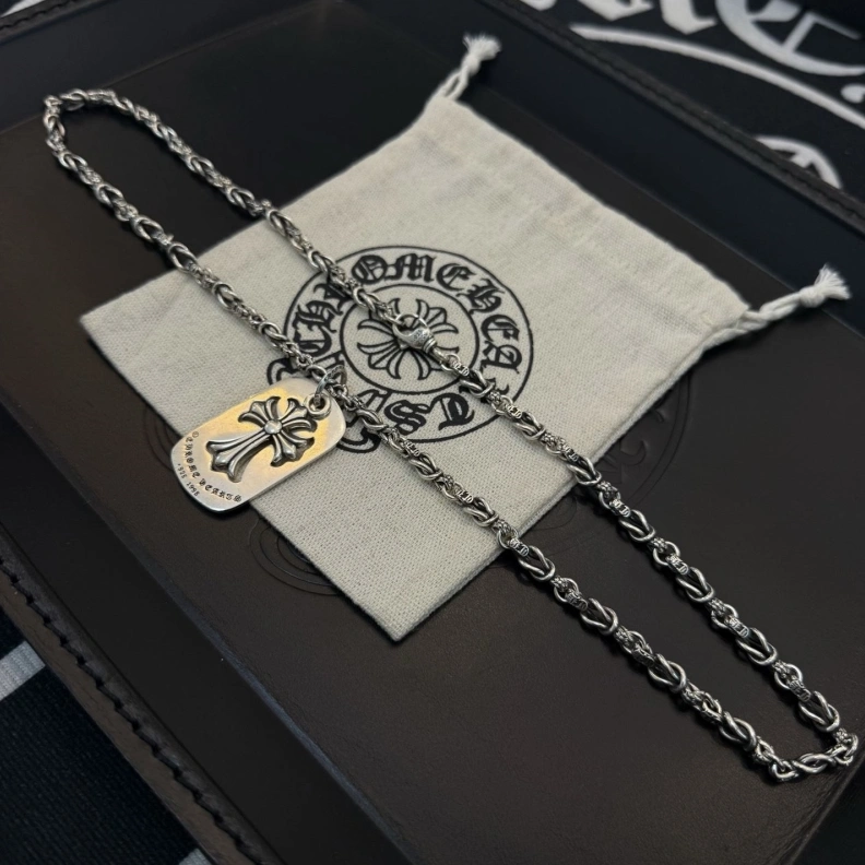 Affordable Chrxmx Hxxrts Necklaces 297797
