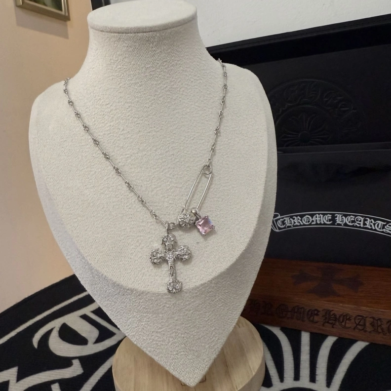 Chrxmx Hxxrts Necklaces Minimalist 297793