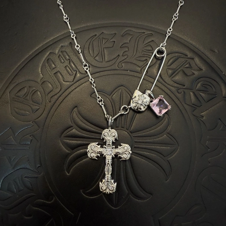 Chrxmx Hxxrts Necklaces Minimalist 297793