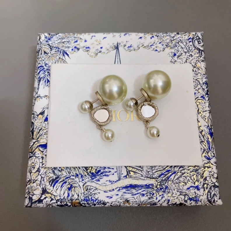 Cozy Christian Dxxr Earrings 294500