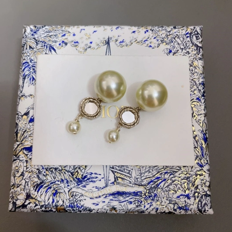 Cozy Christian Dxxr Earrings 294500