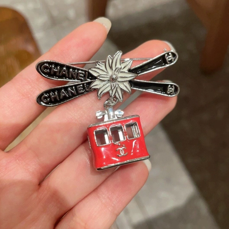 Chxnxl Brooches StreetReady 287801