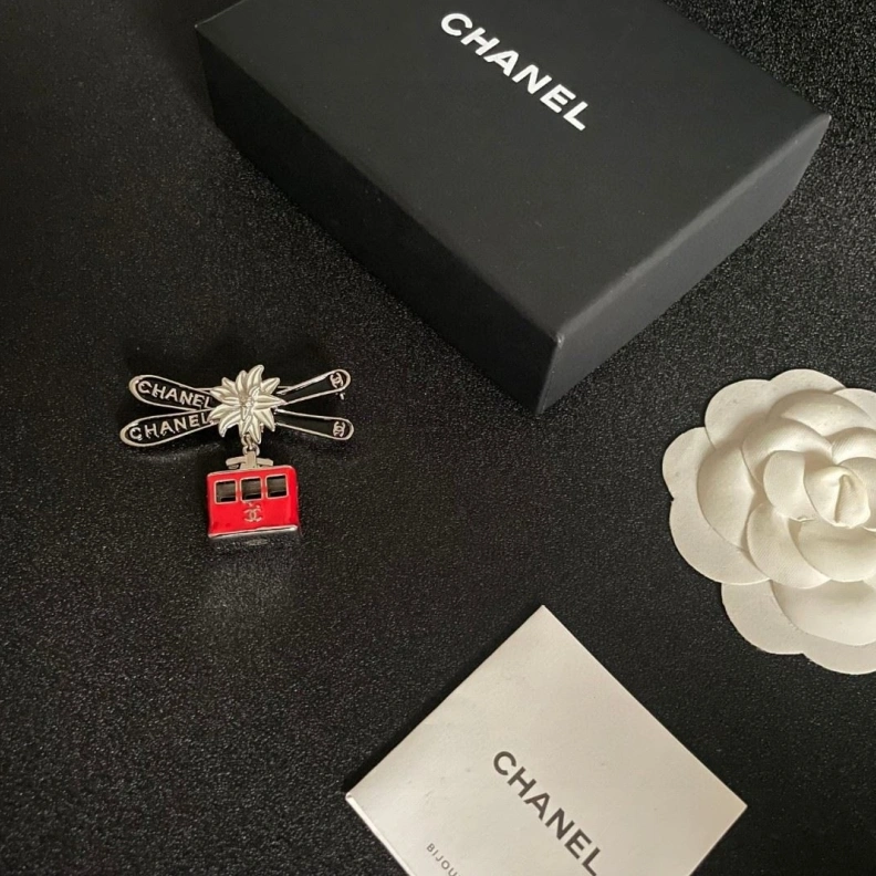 Chxnxl Brooches StreetReady 287801