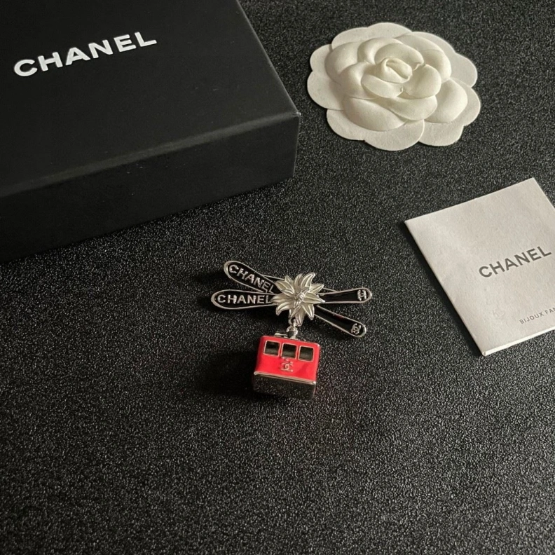 Chxnxl Brooches StreetReady 287801