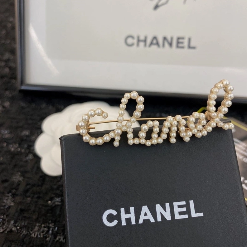 Comfortable Chxnxl Brooches 287794