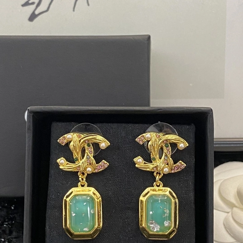 Lightweight Chxnxl Earrings 287325