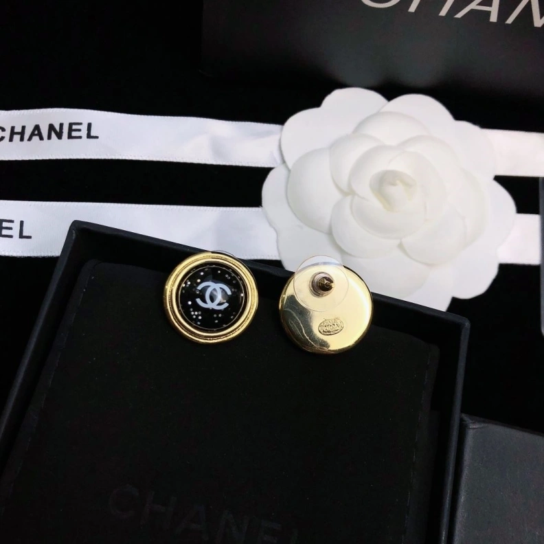Vibrant Chxnxl Earrings 287319