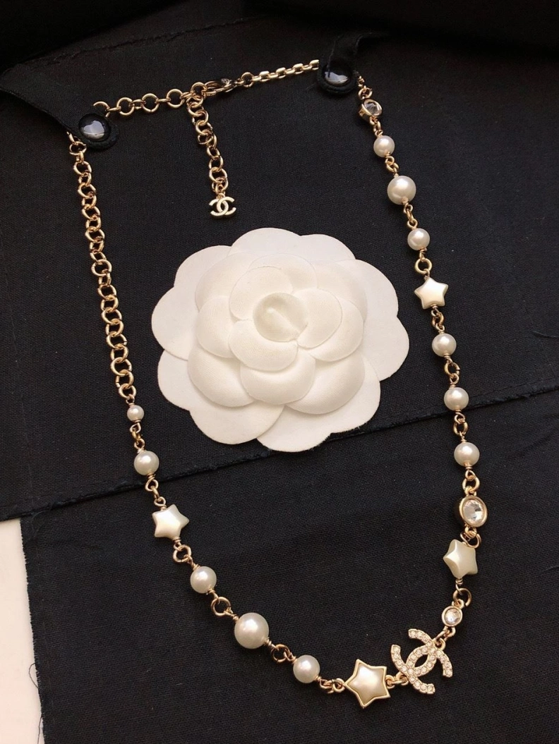 Affordable Chxnxl Necklaces 286714