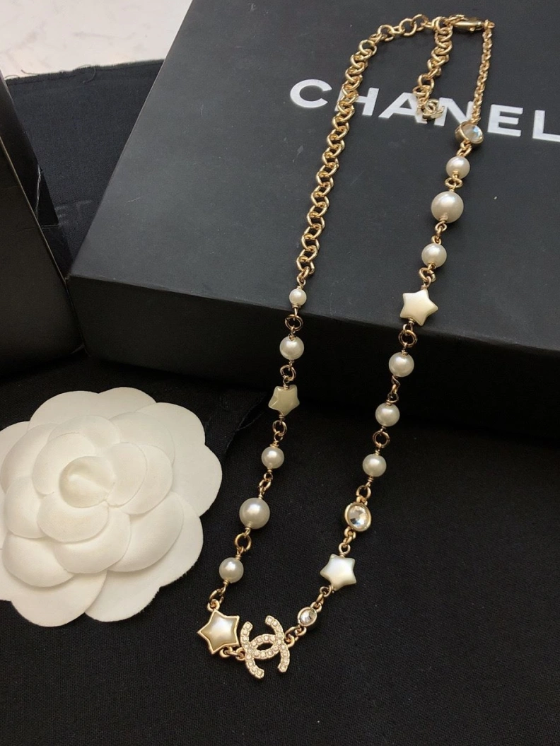 Affordable Chxnxl Necklaces 286714