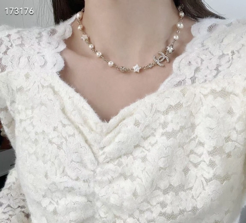 Affordable Chxnxl Necklaces 286714