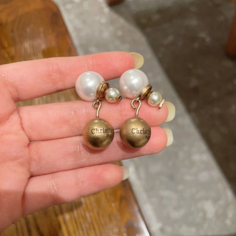 ModernLook Christian Dxxr Earrings 294495