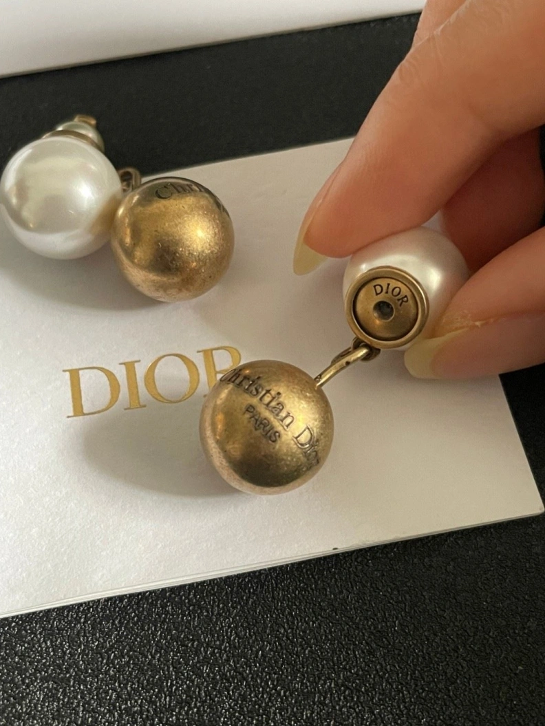 ModernLook Christian Dxxr Earrings 294495
