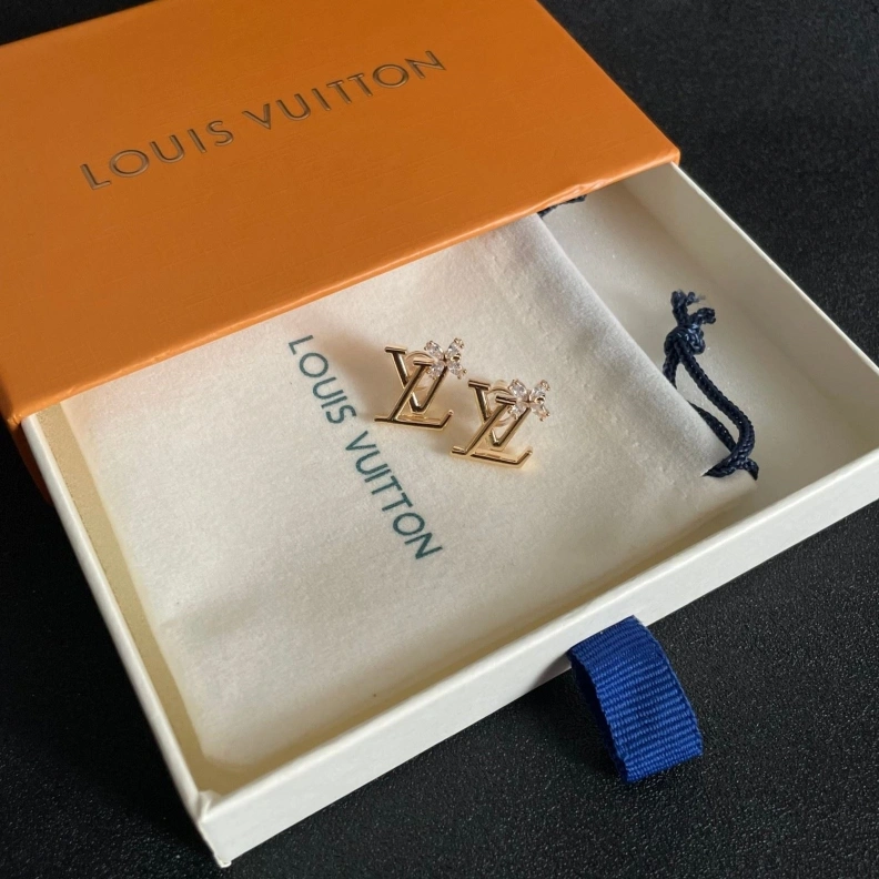 LX Earrings Functional 309440