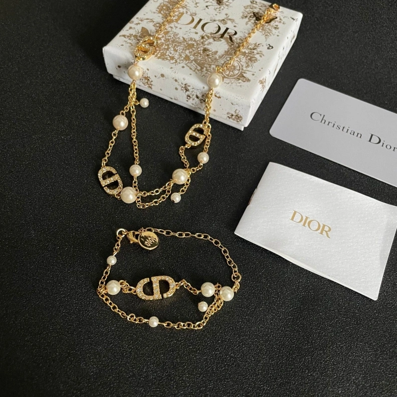 Flexible Christian Dxxr Necklaces 294375