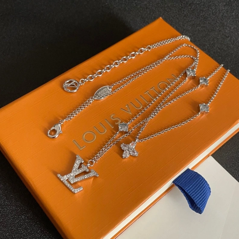 LX Necklaces Trendsetting 309308