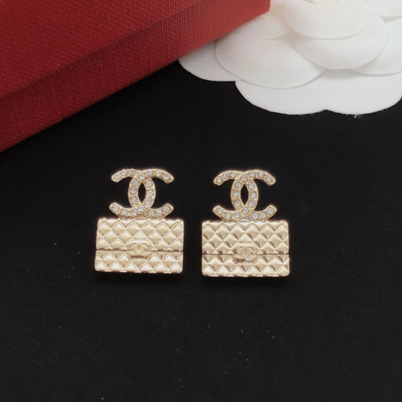 Comfortable Chxnxl Earrings 287301