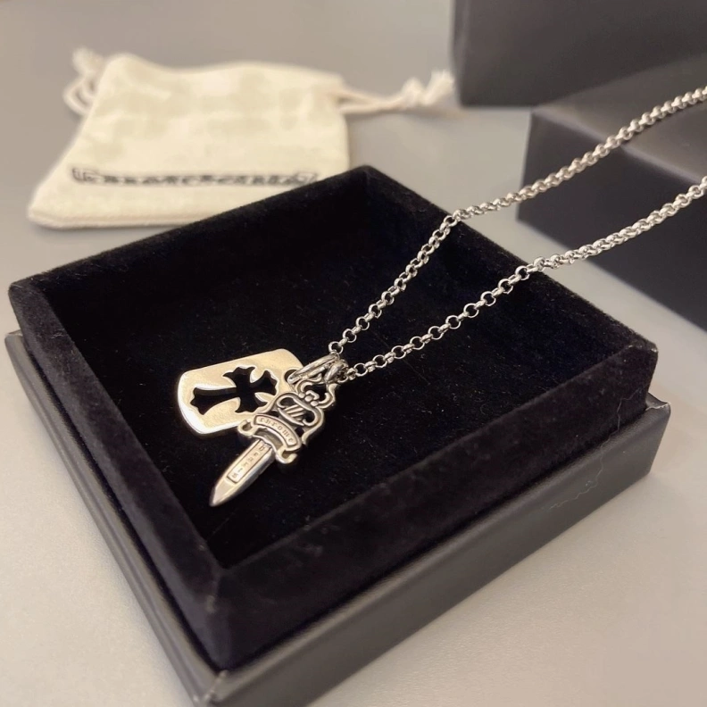 Flexible Chrxmx Hxxrts Necklaces 297787
