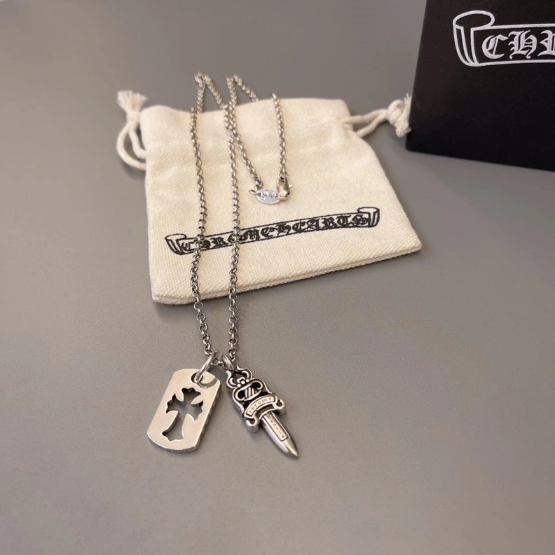 Flexible Chrxmx Hxxrts Necklaces 297787