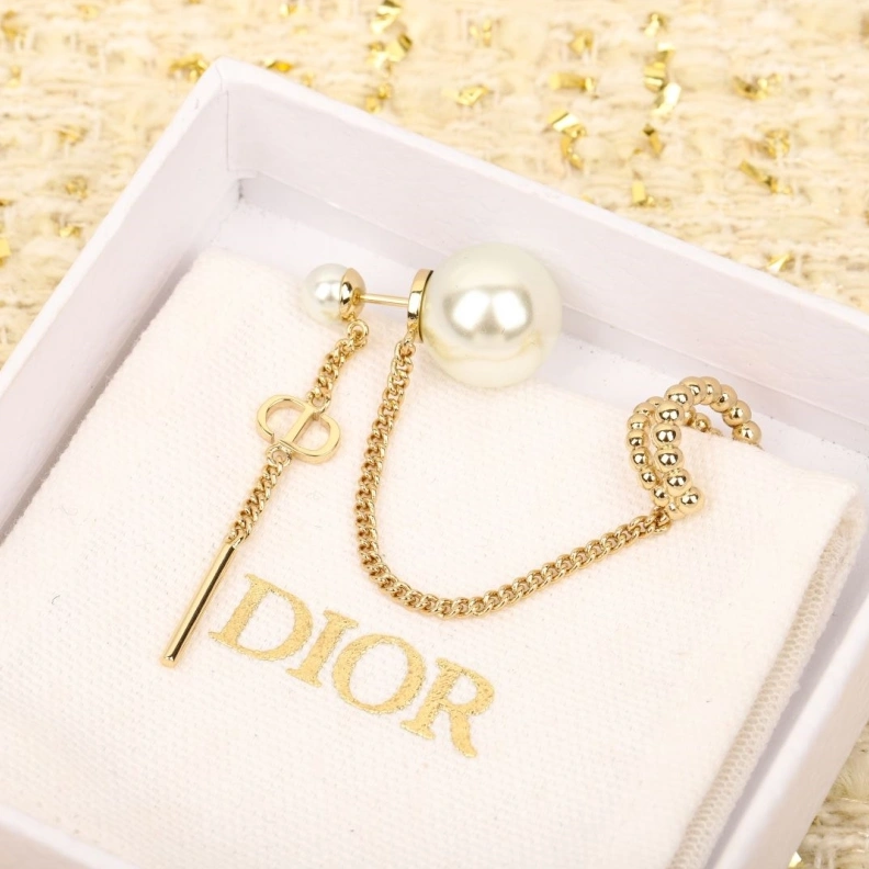 Christian Dxxr Earrings Versatile 294487