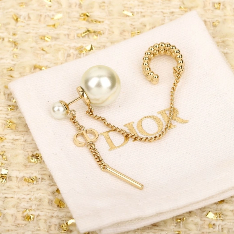 Christian Dxxr Earrings Versatile 294487
