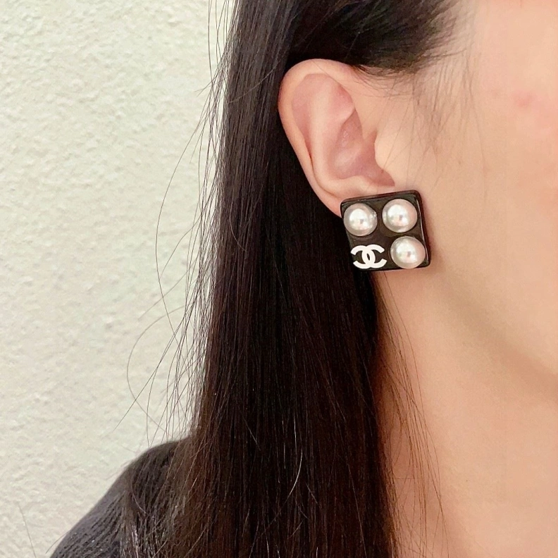 Chxnxl Earrings Bold 287280
