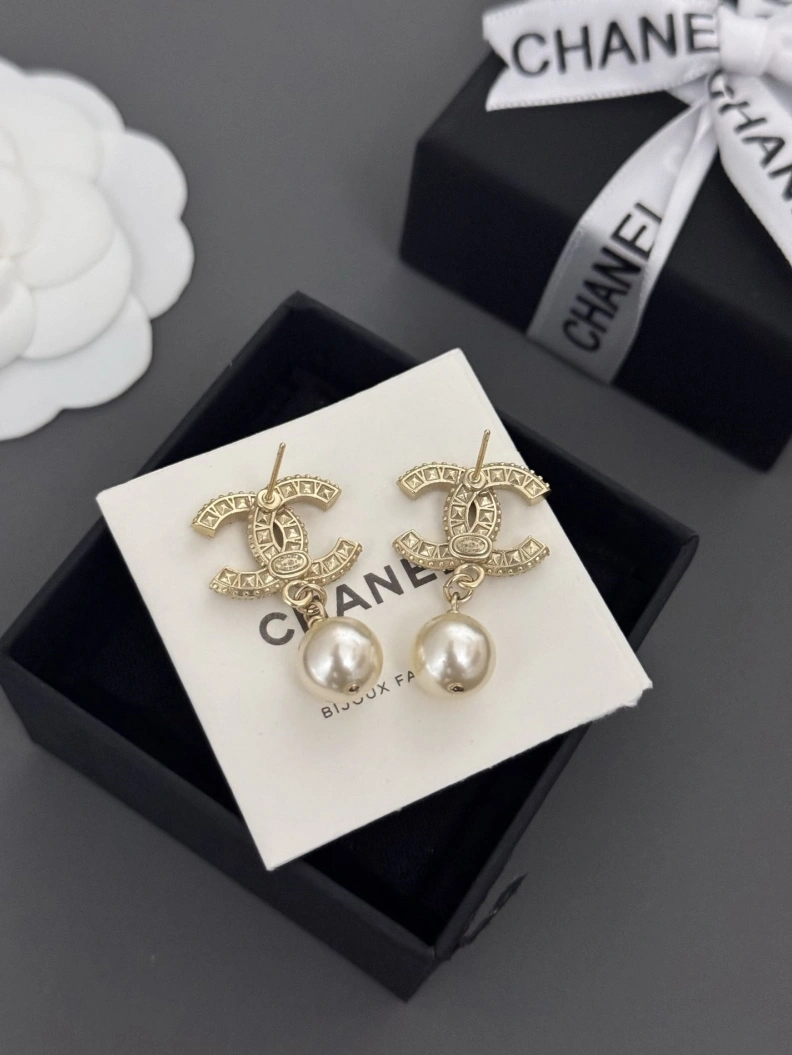 Sleek Chxnxl Earrings 287278