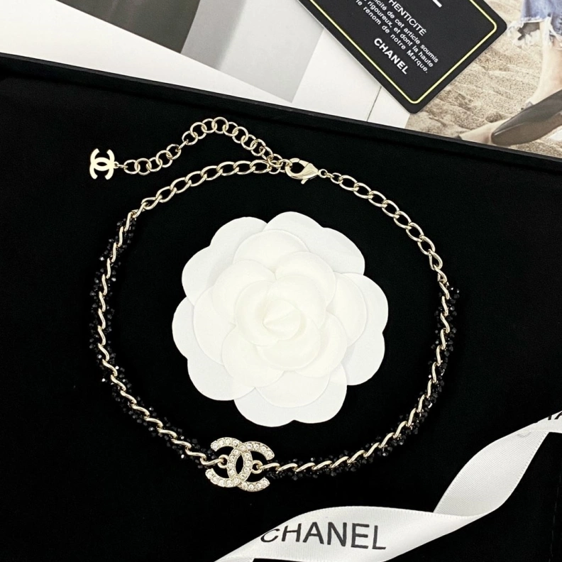 Resilient Chxnxl Necklaces 286715