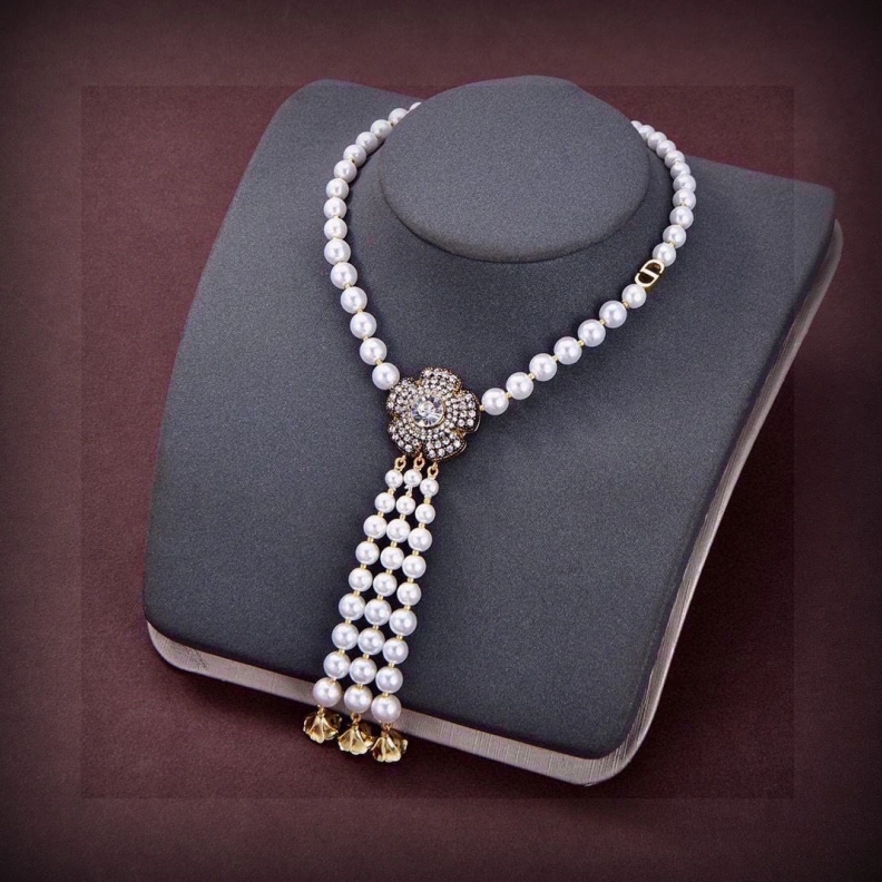Efficient Christian Dxxr Necklaces 294389