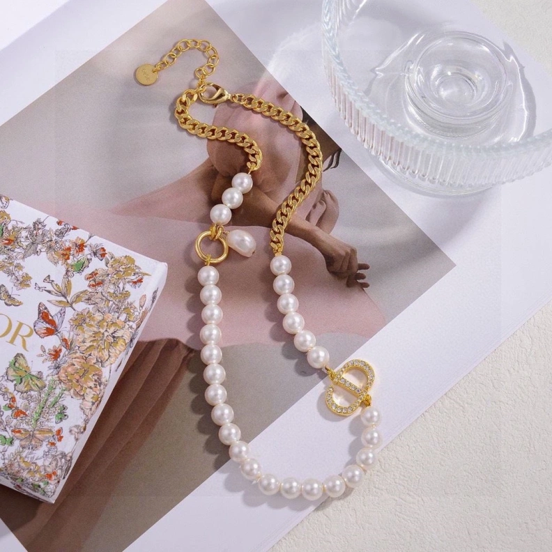 Christian Dxxr Necklaces Minimalist 294386