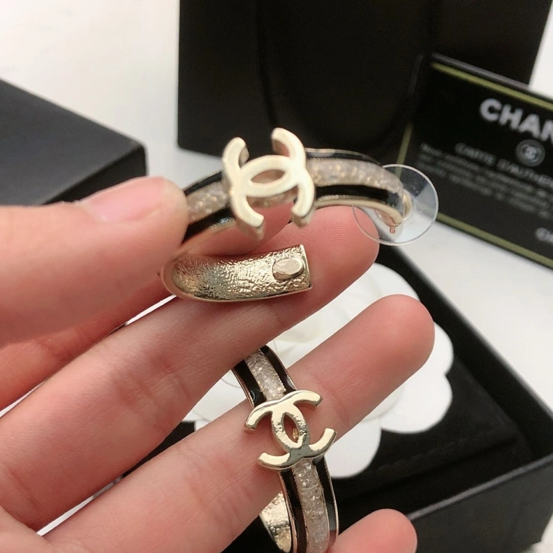 Unique Chxnxl Earrings 287257