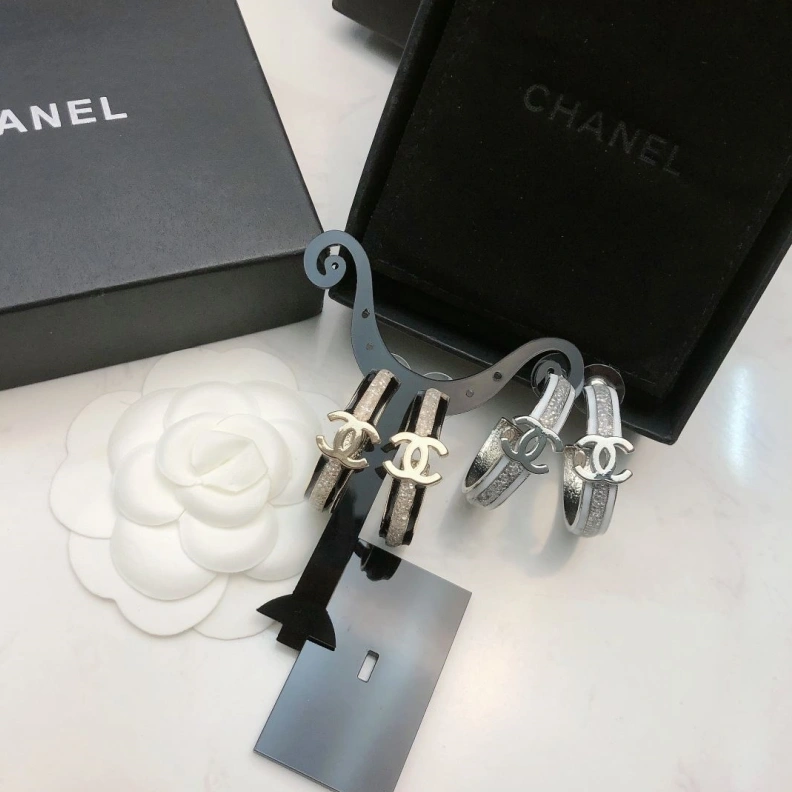 Unique Chxnxl Earrings 287257