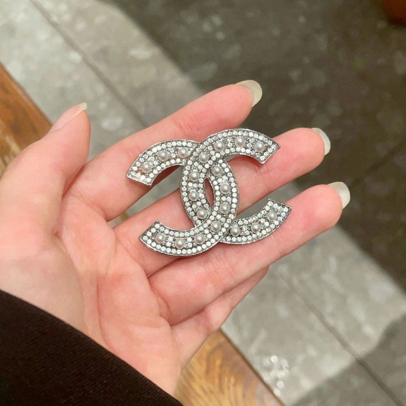 Durable Chxnxl Brooches 287799