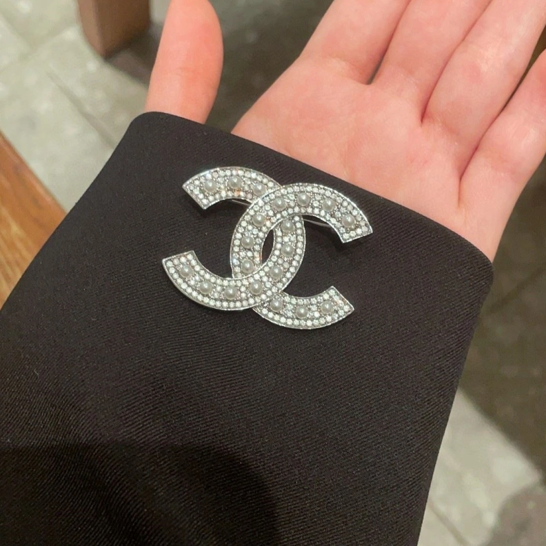 Durable Chxnxl Brooches 287799