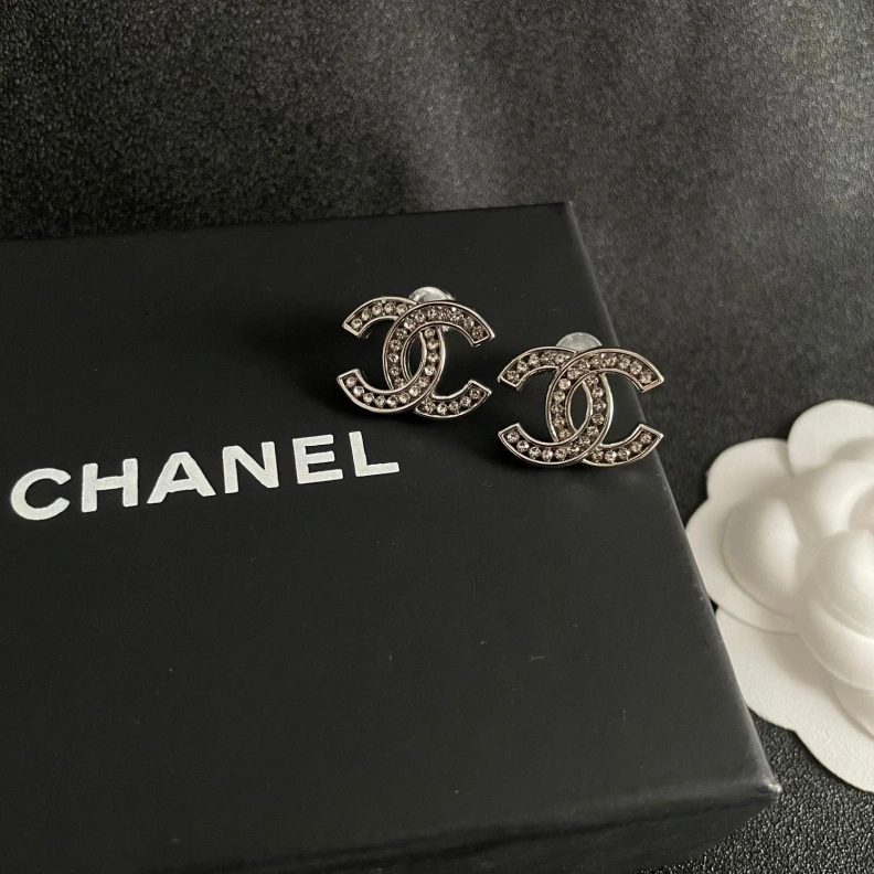 Reliable Chxnxl Earrings 287253