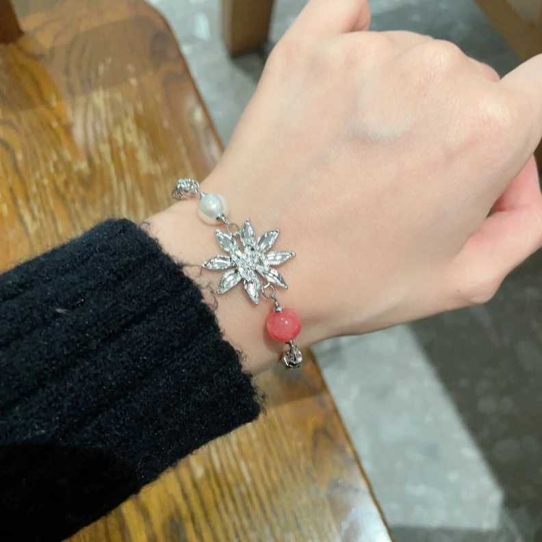 Bold Chxnxl Bracelets 287927