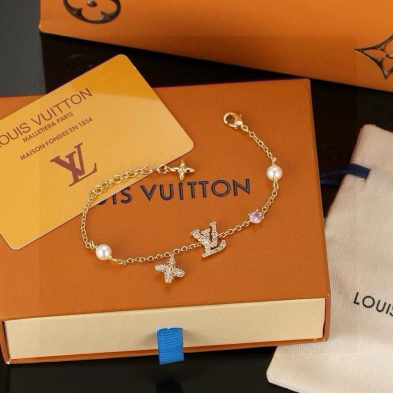Minimalist LX Necklaces 309297