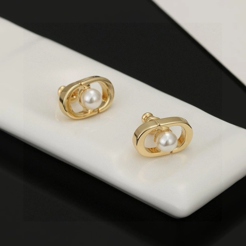 Trendsetting Christian Dxxr Earrings 294486