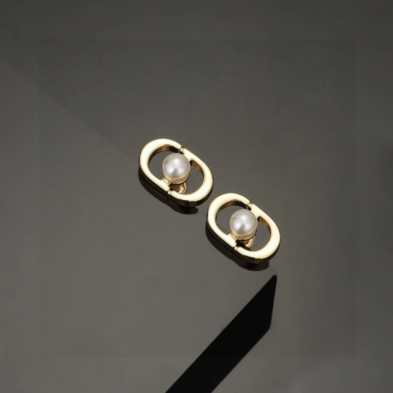 Trendsetting Christian Dxxr Earrings 294486