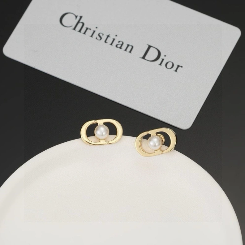 Trendsetting Christian Dxxr Earrings 294486