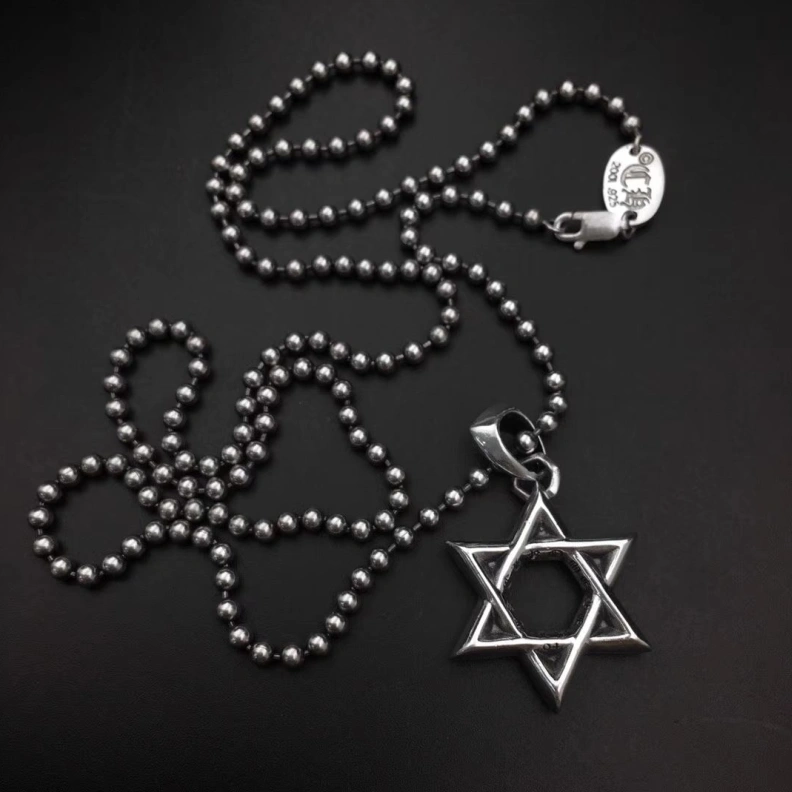 Chrxmx Hxxrts Necklaces Durable 297784