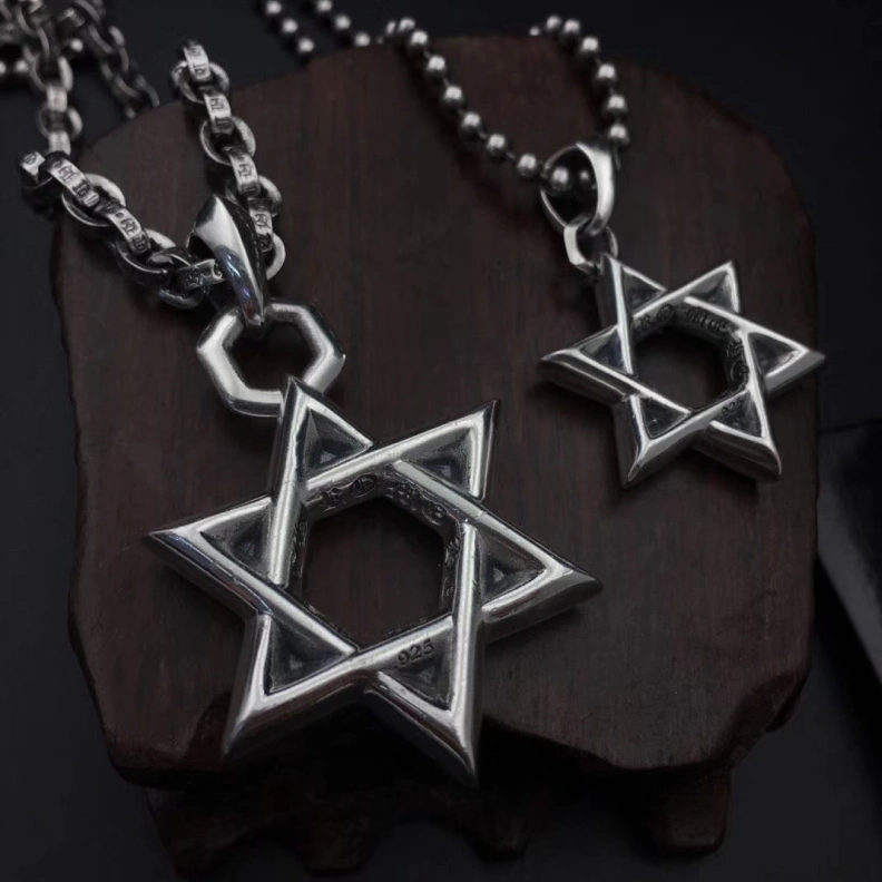 Chrxmx Hxxrts Necklaces Durable 297784