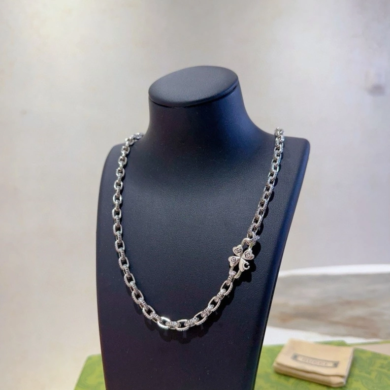 Gxccx Necklaces Stylish 303021