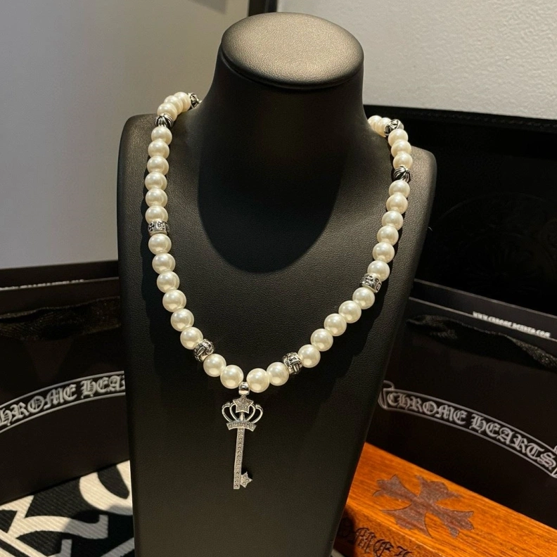 Chrxmx Hxxrts Necklaces DailyWear 297780