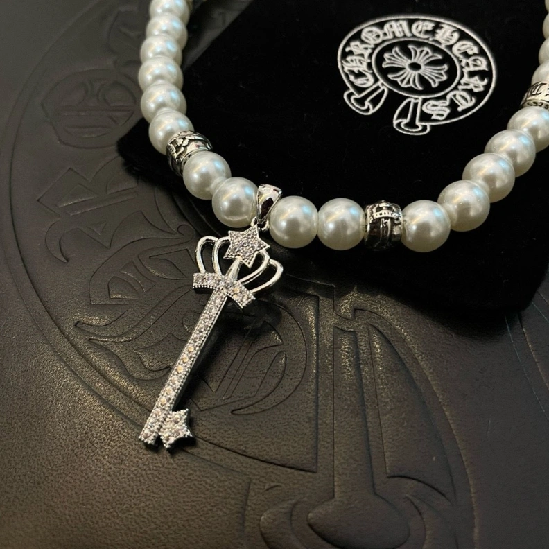 Chrxmx Hxxrts Necklaces DailyWear 297780