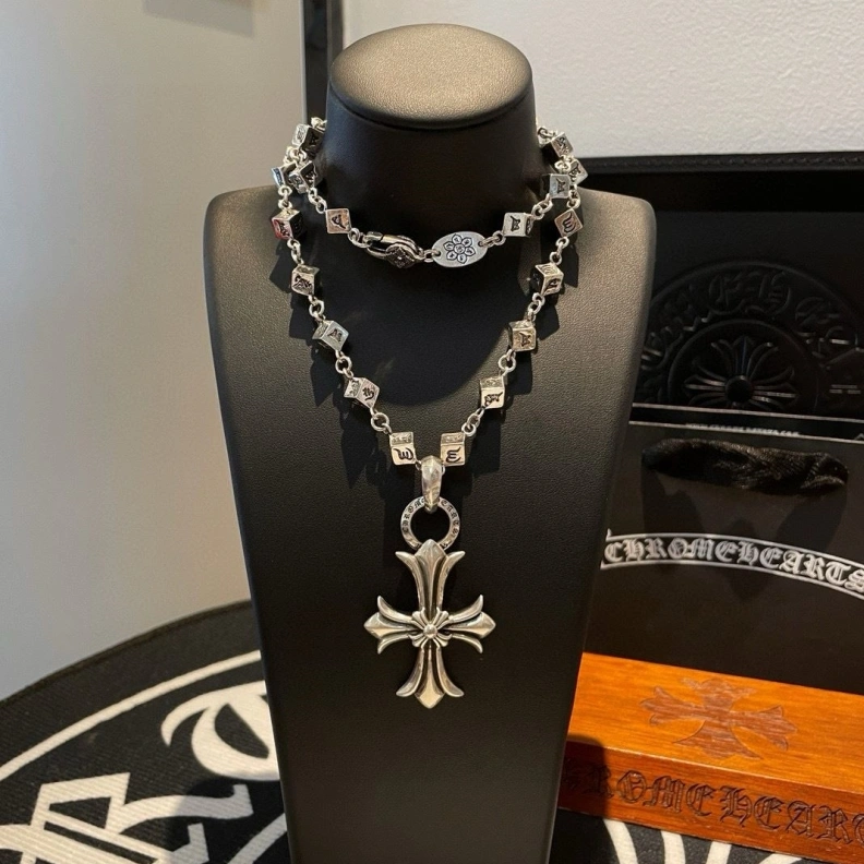 Chrxmx Hxxrts Necklaces Trendy 297772