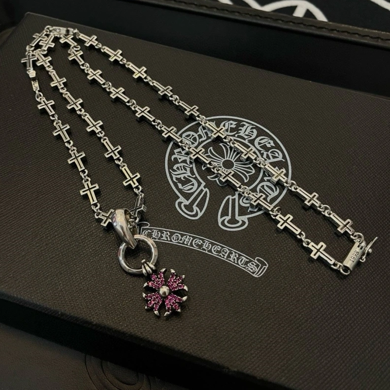 Chrxmx Hxxrts Necklaces Soft 297774